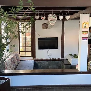 Cores Da Passarela - Sob Nova Direcao Inn